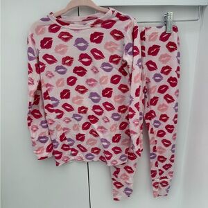 Posh Peanut Lola Long Sleeve Pajamas 4T or 5T